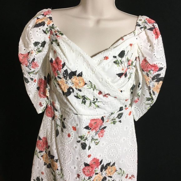 Lida Kate Floral Eyelet Lace Summer Dress V Neck Mini Length Lightweight Fabric - Picture 3 of 8